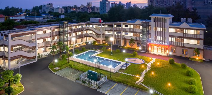 Jialu Wellness Center (Dongxing Golden Beach on Wanwei Island) Hotel a Dongxing