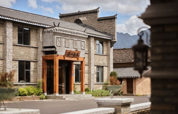 Creek & Mountain Lodge