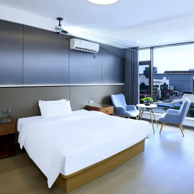 Jinyu Hotel (Jinshan Yuanqu Station) Hotels near Jinshanyuanqu Railway Station
