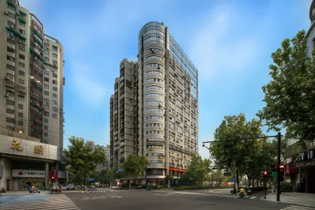 Senhai Hotel (West Lake Train Station Hangzhou Branch) Отели рядом с достопримечательностью «Wang Former Residence»