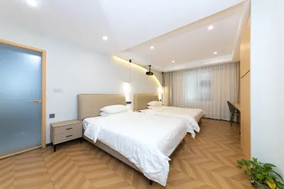 Ci raw materials minsu (Taoxichuan Creative Plaza Branch) Hotels in People Square/Tao Yang Alley