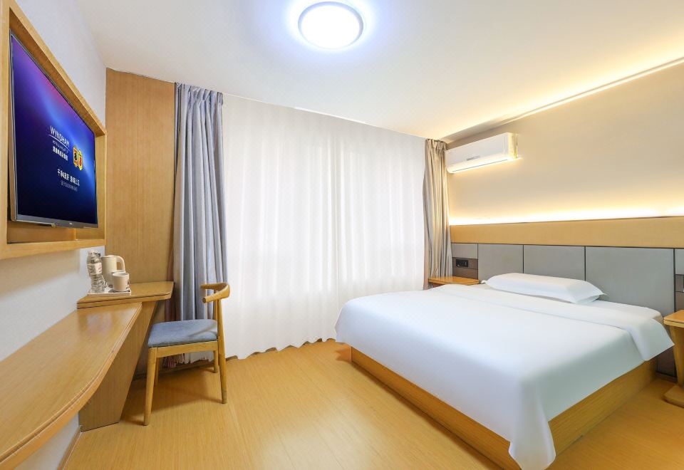 Super 8 Preferred Hotel 이미지
