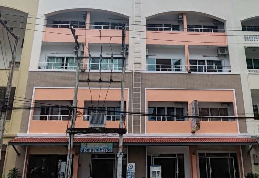 좀티엔 호스텔 전경