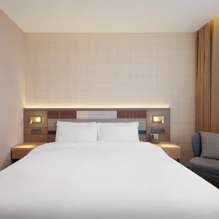 Homeinn Plus Hotel (Fengtai County Government Binhe Avenue)