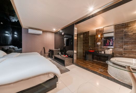 이채 호텔 내부