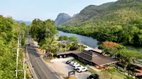 Taramontra Resort - parking