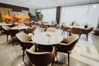Shizuishan Yunting Smart Hotel - parking