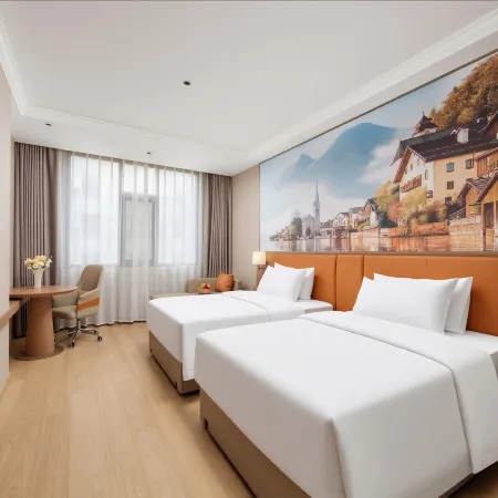 Vienna Hotel (Guangnan High-Speed Rail Station Branch