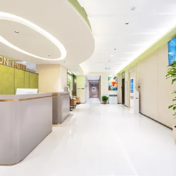 Yizhi Ningmeng Boutique Hotel (Beijing West Railway Station Lize Commercial Area)