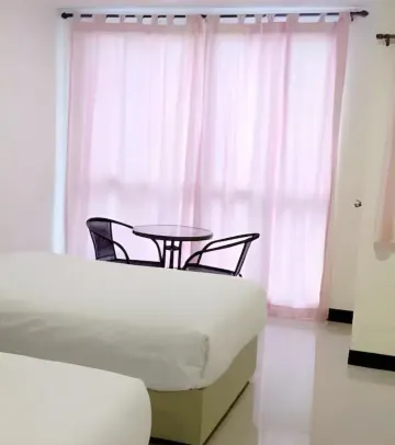 ห้องดีลักซ์ เตียงคู่ 