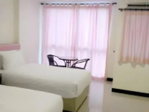 เดอะ แคปิตอล โฮเต็ล