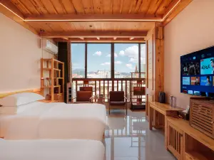 Floral Hotel·Tealese · Designer Villa(Lancang New Street, Lancang Ethnic Culture Park)