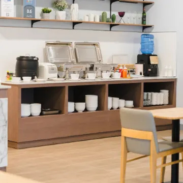 Meesuk ChiangRai Hotel Отели рядом с достопримечательностью «Госпиталь Овербрук»