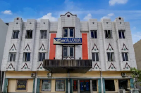 Hotel O near Mall Ciputra formerly Aloha Hotel 酒店