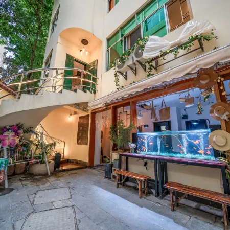 Alley Villa Youth Hostel (Wenchang Pavilion Branch)
