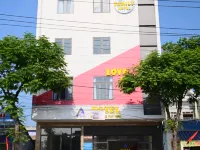 A HOTEL Hotels near The Marble Mountains