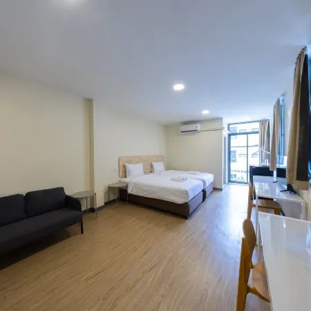 Fine Bed Hotel