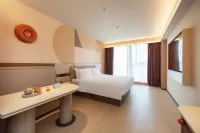 Orange Hotel (Shanghai Fudan University Songfa Road Subway Station Branch)