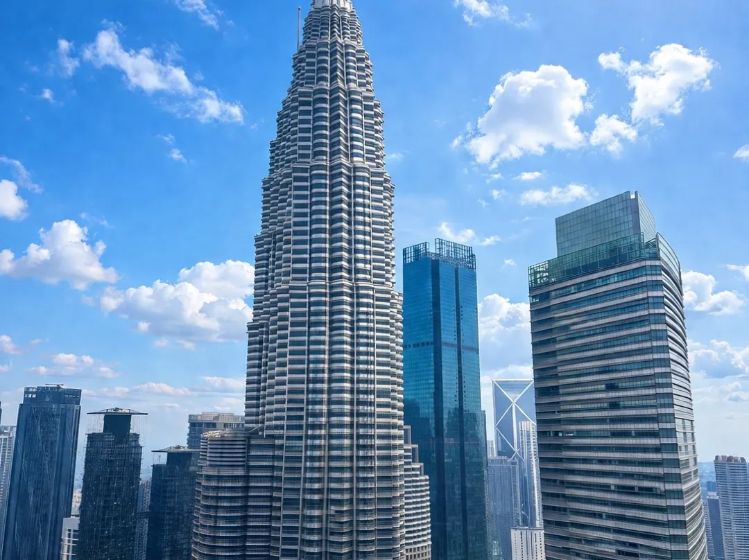 Sky Suites Klcc By Easy Trip - كوالالمبور