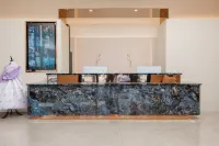 Maxi Hotel