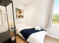 Exclusive 1 Bedroom Flat in the Heart of Hounslow! - ห้องครัว