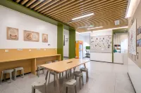 Yujian Lechao hostel（The Bund Nanjing Road Branch）