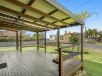 Lennox Beach Shack – Classic Coastal Stay Near the Beach Hotels in Lennox Head
