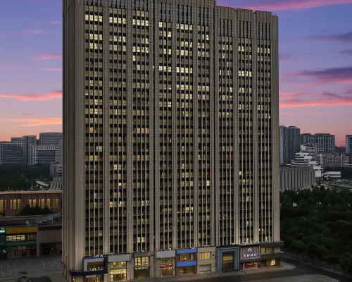 Starway Hotel (Xinxiang Municipal Government Baolong Plaza) โรงแรมในซินเซียง
