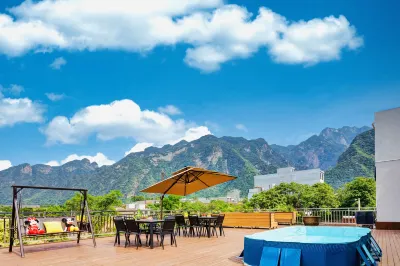 Qixia Mountain Residence Homestay (Huashan Scenic Area Tourist Center Store) Hotel a 
