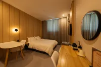 Restia Stay Gangneung Station - Motels