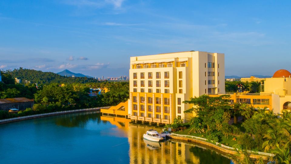 Ocean Spring Grand Metropark Hotel