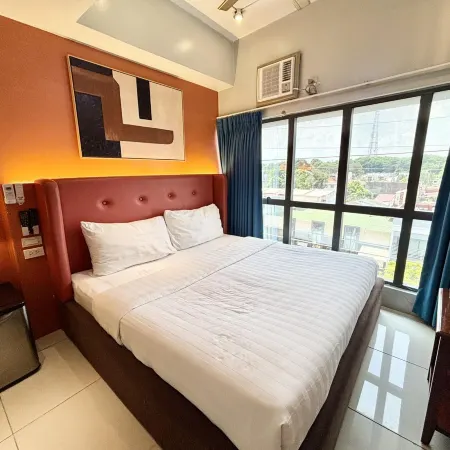 Pacific Park Hotel