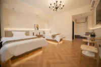 Tekes Manshan Homestay (Shengshi Huajiang Bagua City Night Scenic Area)