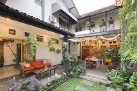 Cove Rumah Asri - parking