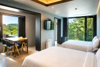 SUNTREE Hotel - balcón