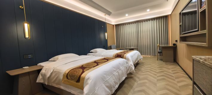Lintan Honghe Hotel Hotel a Lintan