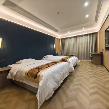 Lintan Honghe Hotel