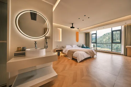 Zhuyu Qingfeng Homestay (Xingyi Sunshine Valley Resort Area) - Inns