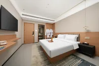 YI WU INTERNATIONAL HOTEL - balcony
