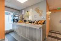 Appart'City Classic Annemasse Centre - Pays de Genève - breakfast