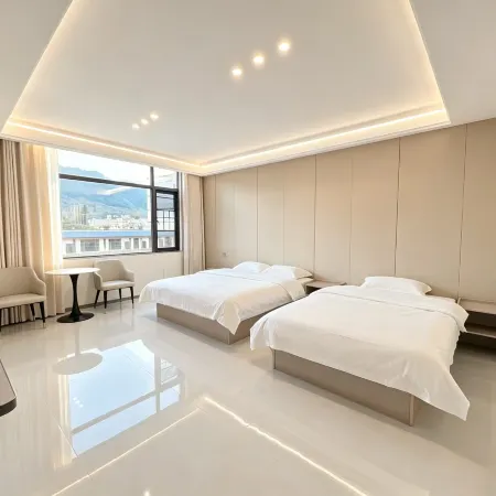 Zhenxiong Nanquan Starry Sky Hotel (Zhenxiong High-Speed Railway Station)