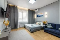 A stylish studio in a modern style (287) - balcony