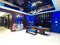 NO.8 Qing Ni Apartment(DL Railway Station Zhongshan Square Branch ) Hotel in zona Mori Building