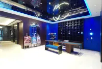 NO.8 Qing Ni Apartment(DL Railway Station Zhongshan Square Branch )
