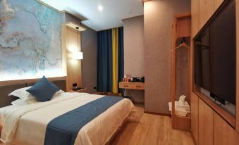 Enshi Charming Holiday Smart Hotel