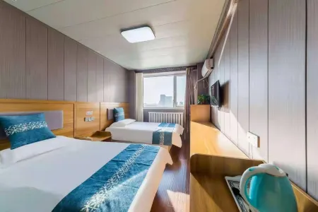 Chenghua Hotel (Zhaowuda Road Inner Mongolia University) Отели рядом с достопримечательностью «Department of Physical Education， Inner Mongolia Agricultural University»