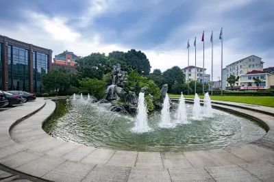 Zhongcai Hotel