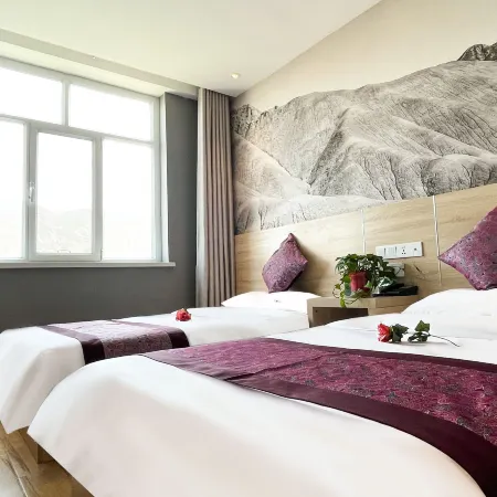 Colorful Danxia Stone City Hotel