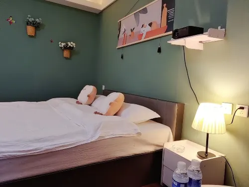 Yuetang Ideal Homestay (Sandi Plaza)