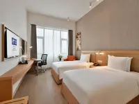 Holiday Inn Express Chengdu Huanhuaxi Các khách sạn ở Thành Đô